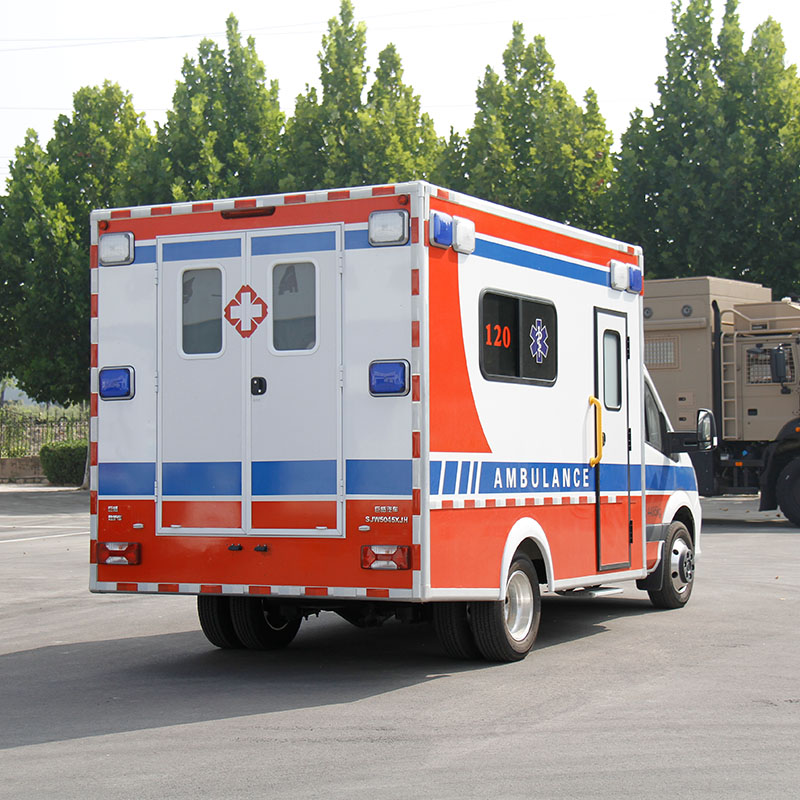 Square cabin ambulance