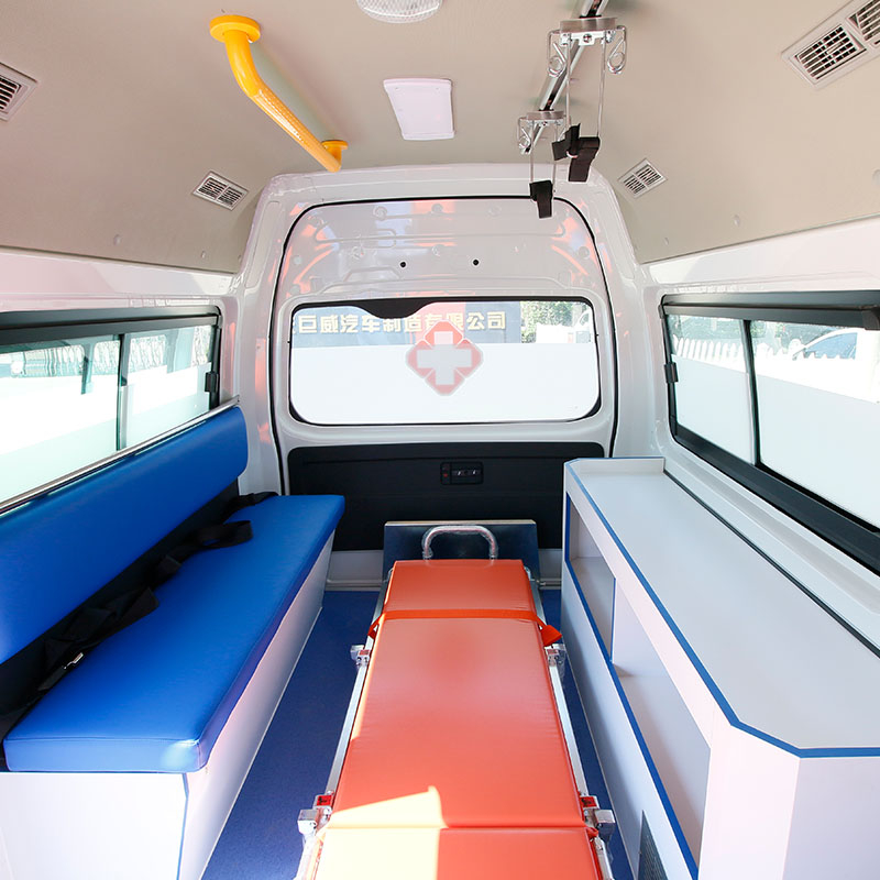 G7 patient transfer ambulance